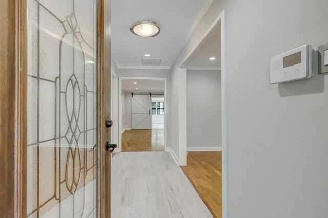 5419 Dumfries Drive, Houston, TX 77096