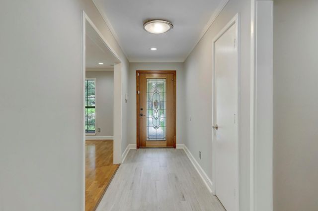 5419 Dumfries Drive, Houston, TX 77096