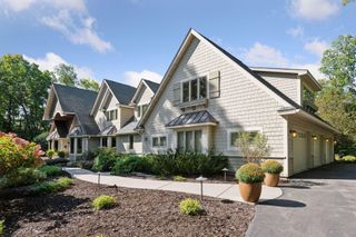 4694 Baycliffe Drive, Excelsior, MN 55331