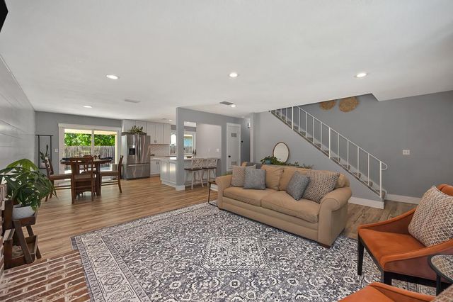 9088 Pecor Way, Orangevale, CA 95662