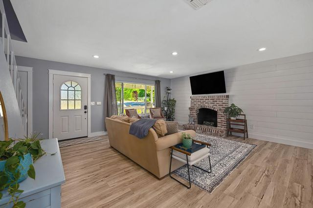 9088 Pecor Way, Orangevale, CA 95662