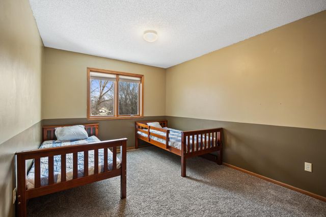 553 Hawthorn Road, Circle Pines, MN 55014