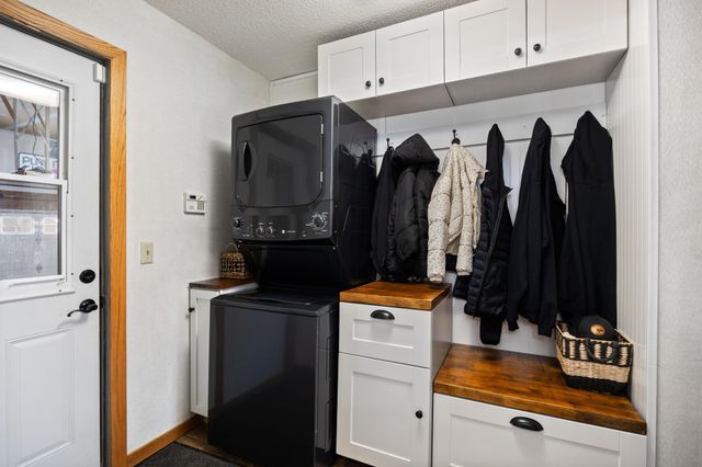 553 Hawthorn Road, Circle Pines, MN 55014