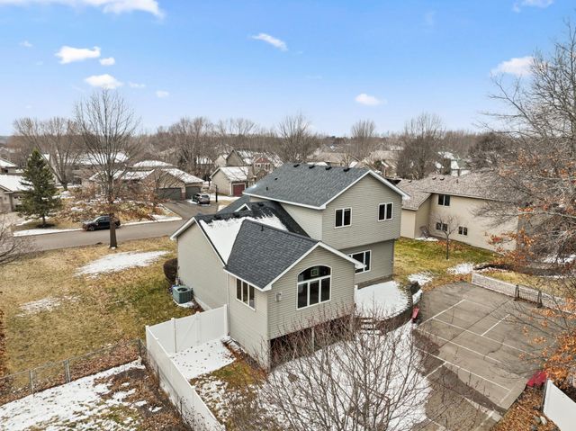 553 Hawthorn Road, Circle Pines, MN 55014