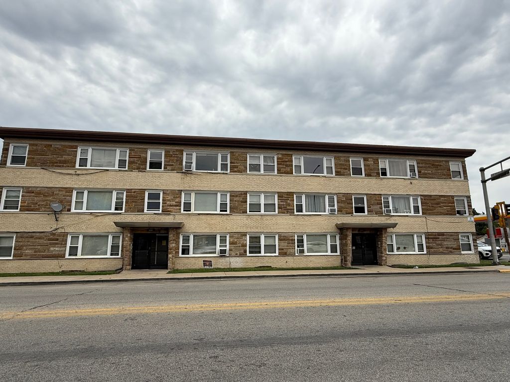 3443 S Central Avenue 6, Cicero, IL 60804