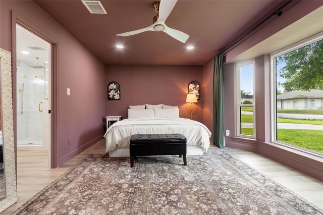 27210 Paula Lane, Conroe, TX 77385