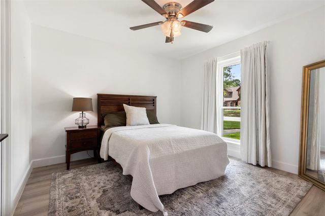 27210 Paula Lane, Conroe, TX 77385