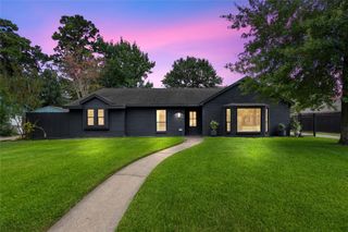 27210 Paula Lane, Conroe, TX 77385