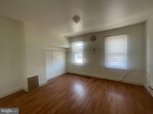 2633 N 9TH ST, Philadelphia, PA 19133