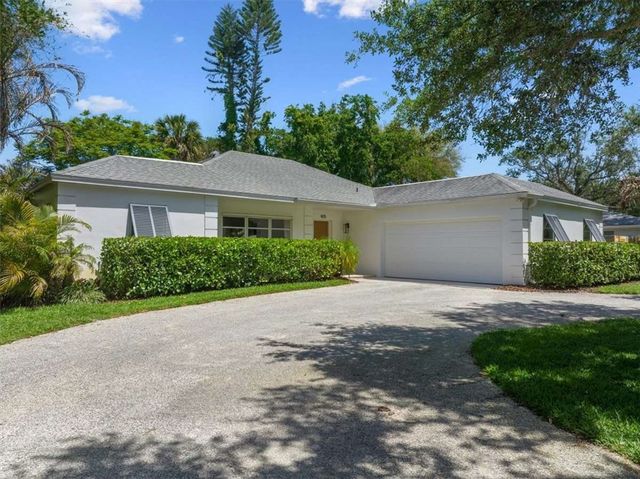 405 Eugenia Road, Vero Beach, FL 32963