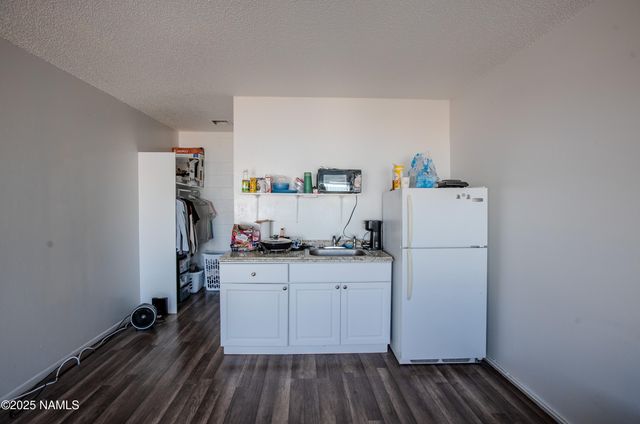 1221 E 3rd Street, Winslow, AZ 86047
