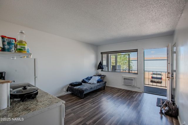 1221 E 3rd Street, Winslow, AZ 86047
