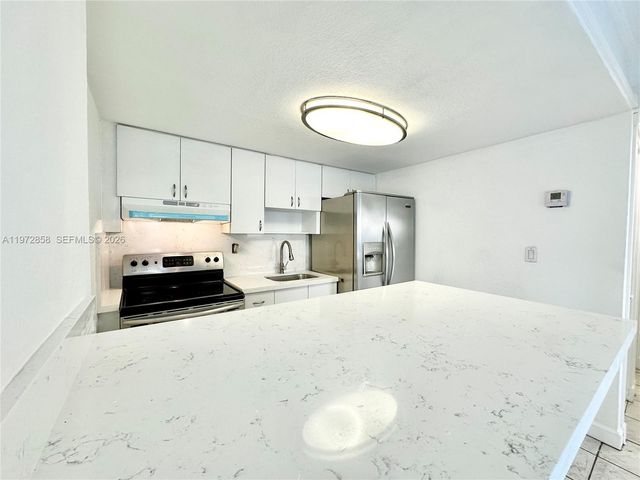 4275 NW South Tamiami Canal Dr 2-104, Miami, FL 33126