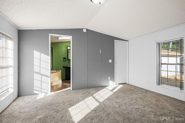 1 Pinewood Drive, Gladstone, MI 49837