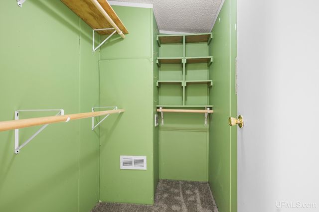 1 Pinewood Drive, Gladstone, MI 49837