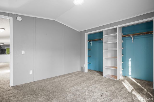 1 Pinewood Drive, Gladstone, MI 49837