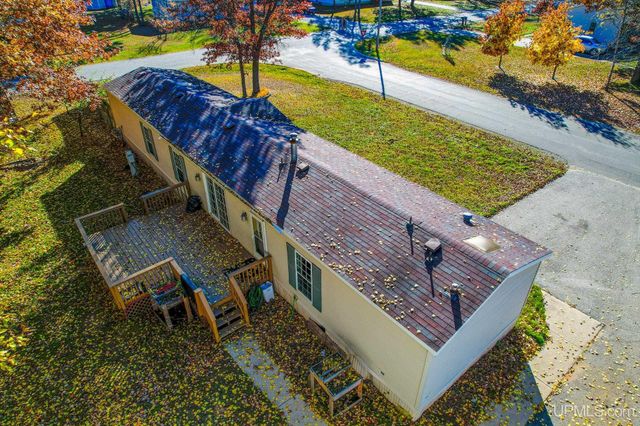 1 Pinewood Drive, Gladstone, MI 49837