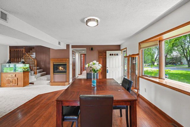10021 Redwood Street NW, Coon Rapids, MN 55433