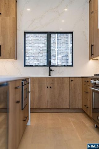 117 Henry Street A, Palisades Park, NJ 07650