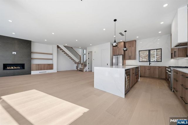 117 Henry Street A, Palisades Park, NJ 07650