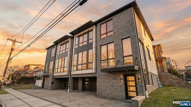 117 Henry Street A, Palisades Park, NJ 07650