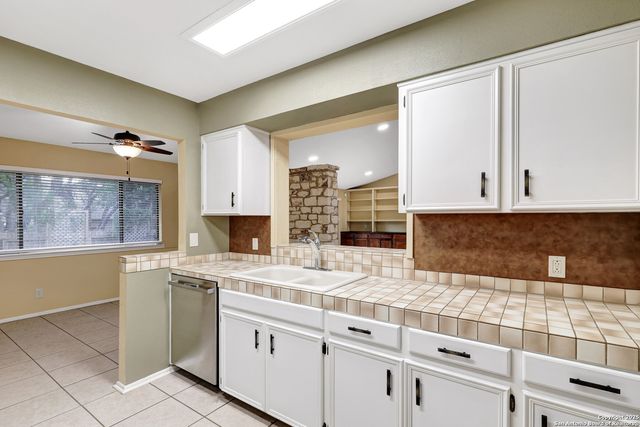 4710 Paradise Woods, San Antonio, TX 78249