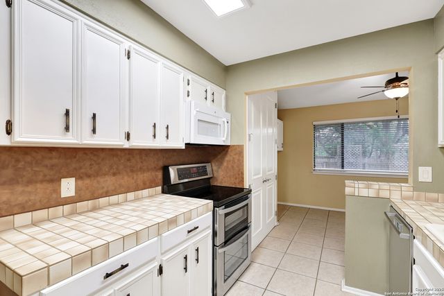 4710 Paradise Woods, San Antonio, TX 78249