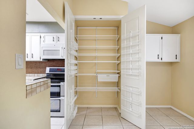 4710 Paradise Woods, San Antonio, TX 78249