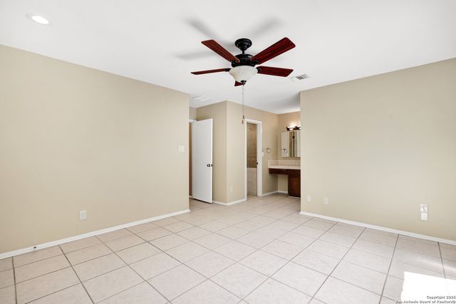 4710 Paradise Woods, San Antonio, TX 78249