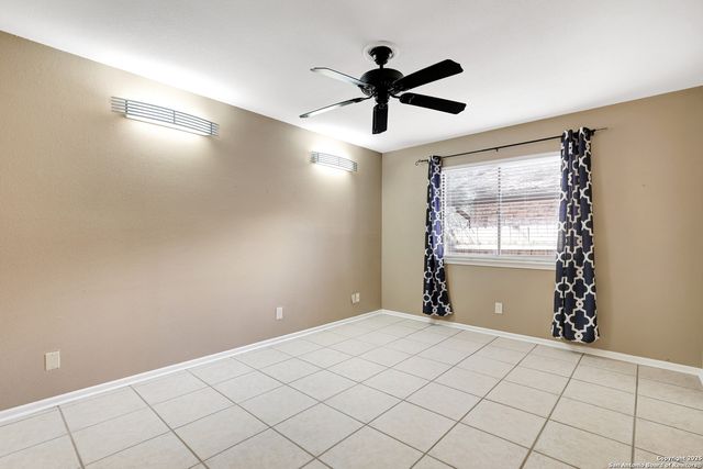 4710 Paradise Woods, San Antonio, TX 78249