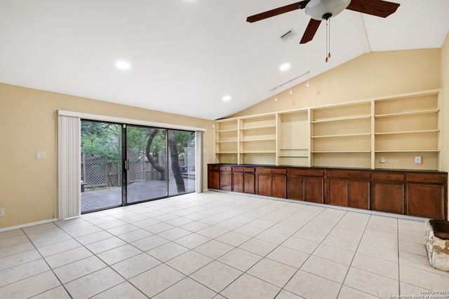 4710 Paradise Woods, San Antonio, TX 78249