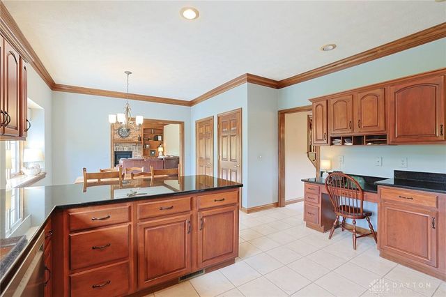 638 Primrose Lane, Tipp City, OH 45371