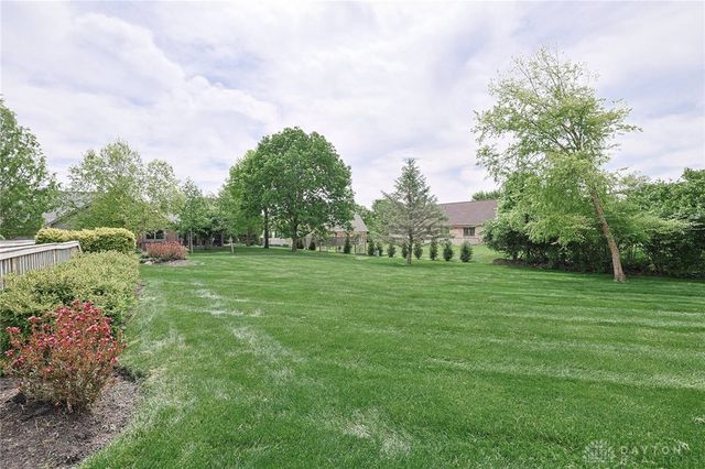 638 Primrose Lane, Tipp City, OH 45371
