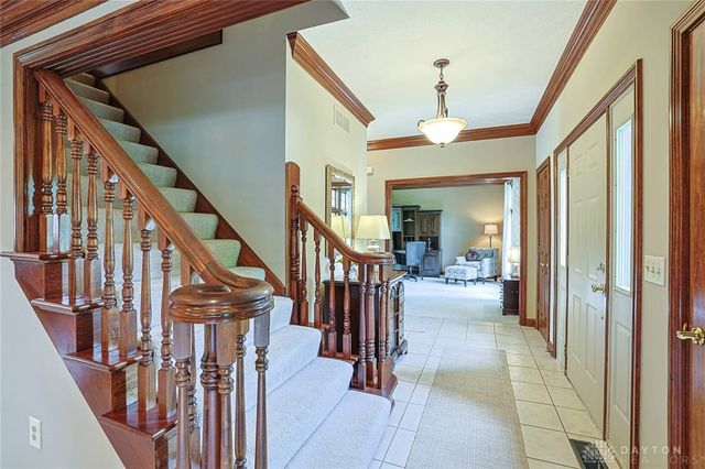 638 Primrose Lane, Tipp City, OH 45371