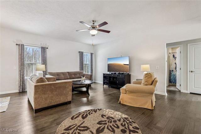 1951 E Woodland Drive, Akron, OH 44313