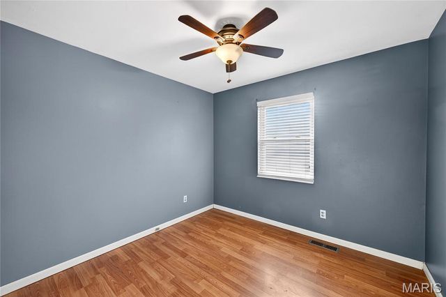 2715 Creekwood Manor Lane, St Louis, MO 63125