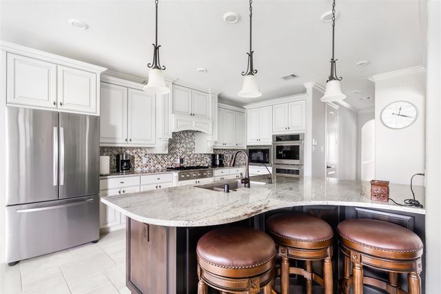 18931 Wild Thornberry Drive, Tomball, TX 77377