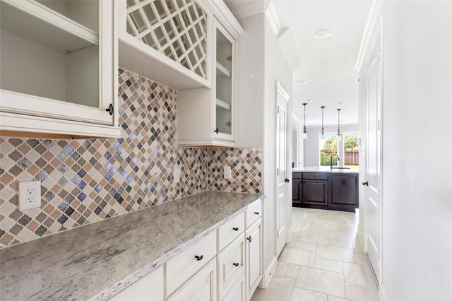18931 Wild Thornberry Drive, Tomball, TX 77377