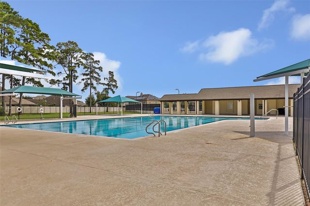 18931 Wild Thornberry Drive, Tomball, TX 77377