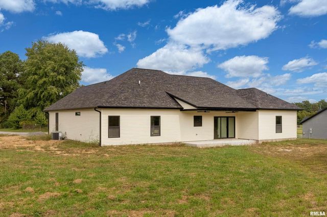 7140 Reeder Road, Marion, IL 62959