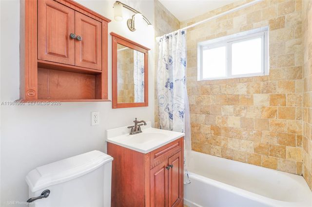 35 Antilla Ave 11, Coral Gables, FL 33134