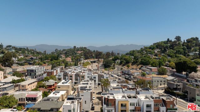 2204 Fox Lane, Los Angeles, CA 90026