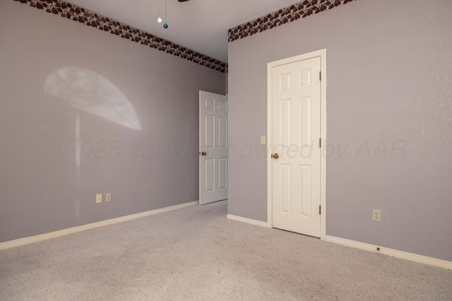 6904 MICHELLE Drive, Amarillo, TX 79109