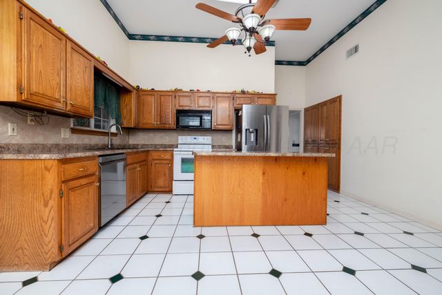 6904 MICHELLE Drive, Amarillo, TX 79109