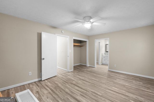 150 Brooks Drive, Tyrone, GA 30290