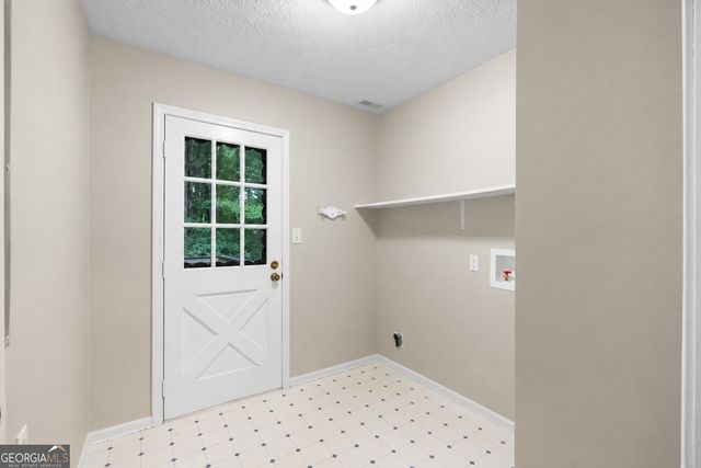 150 Brooks Drive, Tyrone, GA 30290