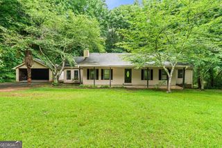 150 Brooks Drive, Tyrone, GA 30290