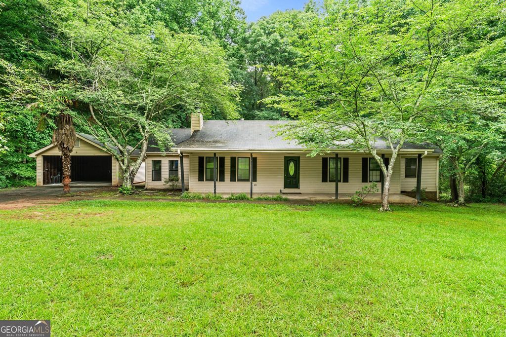 150 Brooks Drive, Tyrone, GA 30290