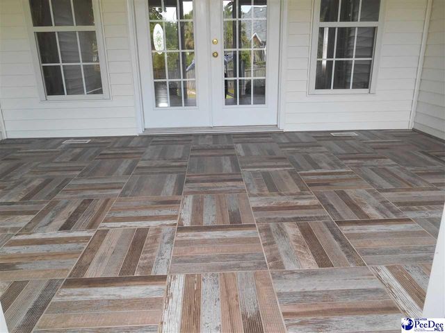 2811 Founder, Florence, SC 29501