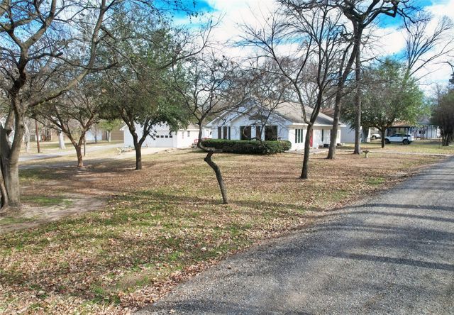 287 Private Road 5936, Yantis, TX 75497